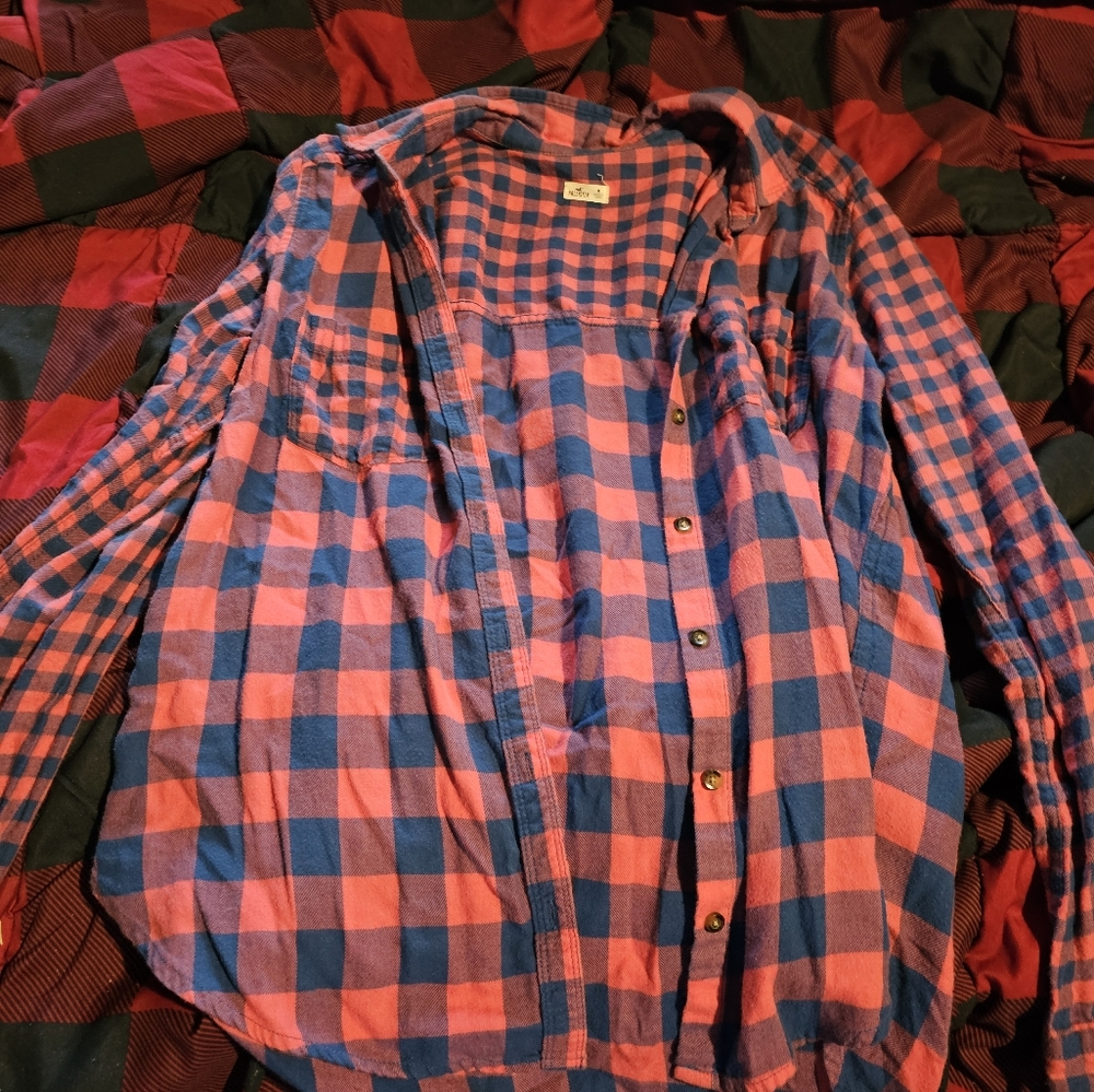 Hollister Flannel